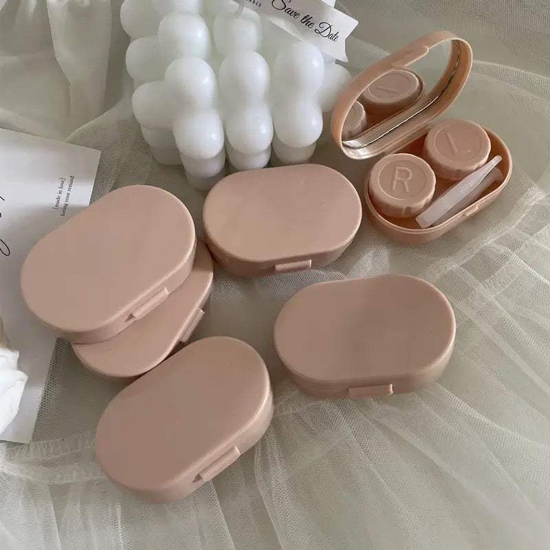Contact Lens Case With Mirror